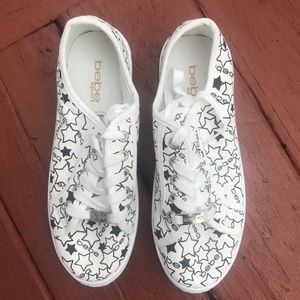NEW!! Bebe Daney Logo Sneakers. White w/ Stars and Logo. Size 8